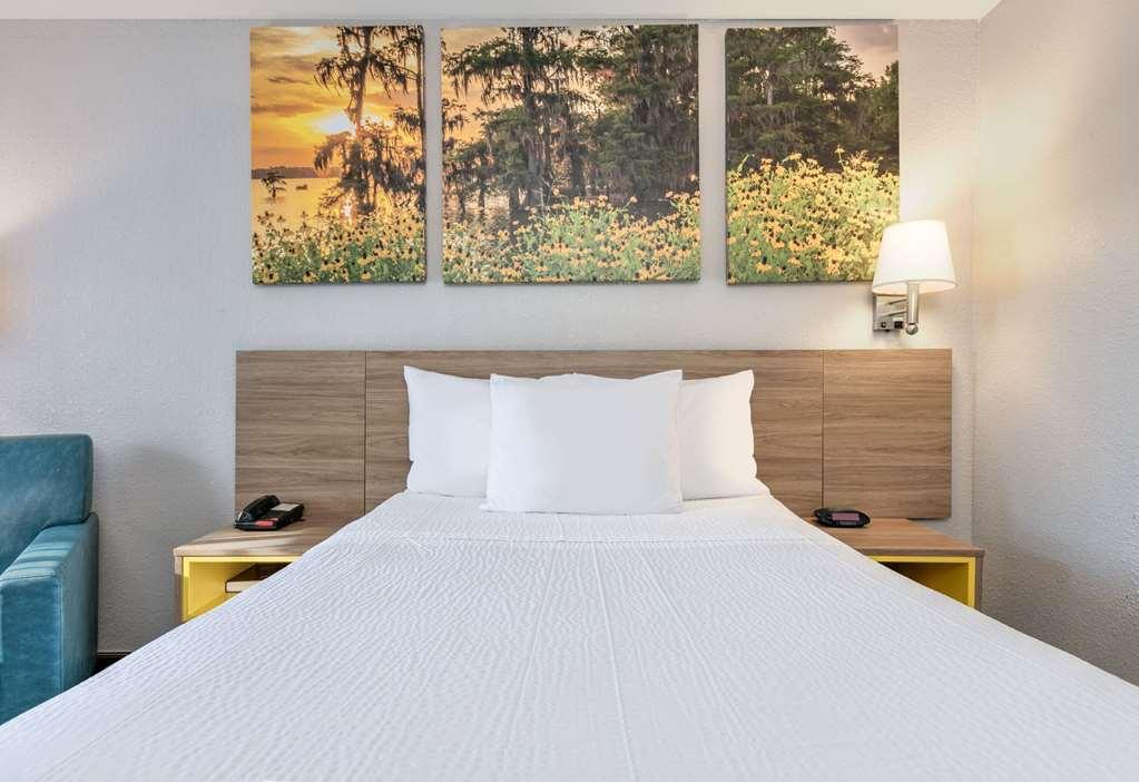 Days Inn By Wyndham Greenville Ms Værelse billede